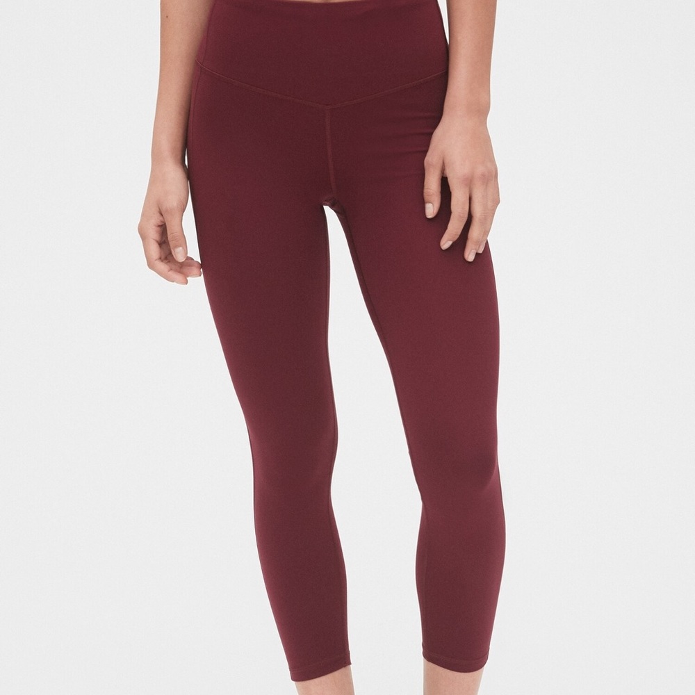 Gapfit Basics Wine Maroon Leggings Small